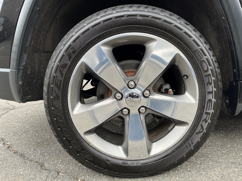 2015 Jeep Grand Cherokee 4WD 4dr Limited, available for sale in West Springfield, Massachusetts | Union Street Auto Sales. West Springfield, Massachusetts 2015 Jeep Grand Cherokee 4WD 4dr Limited, available for sale in West Springfield, Massachusetts | Union Street Auto Sales. West Springfield, Massachusetts