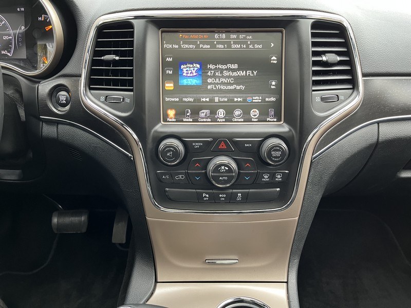 2015 Jeep Grand Cherokee 4WD 4dr Limited, available for sale in West Springfield, Massachusetts | Union Street Auto Sales. West Springfield, Massachusetts 2015 Jeep Grand Cherokee 4WD 4dr Limited, available for sale in West Springfield, Massachusetts | Union Street Auto Sales. West Springfield, Massachusetts