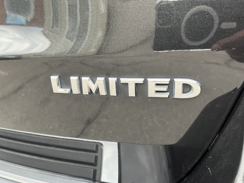 2015 Jeep Grand Cherokee 4WD 4dr Limited, available for sale in West Springfield, Massachusetts | Union Street Auto Sales. West Springfield, Massachusetts 2015 Jeep Grand Cherokee 4WD 4dr Limited, available for sale in West Springfield, Massachusetts | Union Street Auto Sales. West Springfield, Massachusetts
