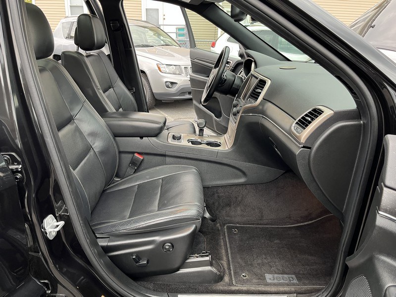 2015 Jeep Grand Cherokee 4WD 4dr Limited, available for sale in West Springfield, Massachusetts | Union Street Auto Sales. West Springfield, Massachusetts 2015 Jeep Grand Cherokee 4WD 4dr Limited, available for sale in West Springfield, Massachusetts | Union Street Auto Sales. West Springfield, Massachusetts