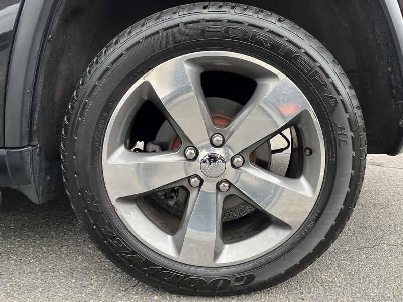 2015 Jeep Grand Cherokee 4WD 4dr Limited, available for sale in West Springfield, Massachusetts | Union Street Auto Sales. West Springfield, Massachusetts 2015 Jeep Grand Cherokee 4WD 4dr Limited, available for sale in West Springfield, Massachusetts | Union Street Auto Sales. West Springfield, Massachusetts