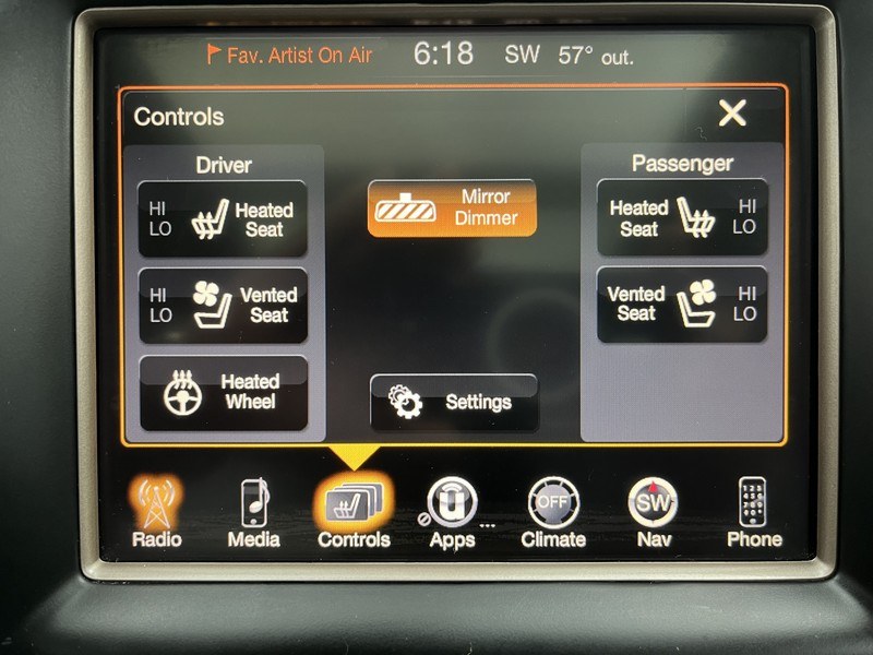 2015 Jeep Grand Cherokee 4WD 4dr Limited, available for sale in West Springfield, Massachusetts | Union Street Auto Sales. West Springfield, Massachusetts 2015 Jeep Grand Cherokee 4WD 4dr Limited, available for sale in West Springfield, Massachusetts | Union Street Auto Sales. West Springfield, Massachusetts