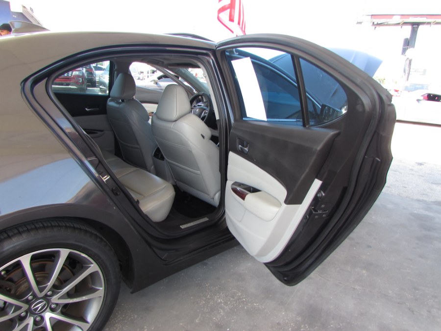 2015 Acura TLX 4dr Sdn FWD V6, available for sale in Orlando, Florida | VIP Auto Enterprise, Inc. Orlando, Florida 2015 Acura TLX 4dr Sdn FWD V6, available for sale in Orlando, Florida | VIP Auto Enterprise, Inc. Orlando, Florida