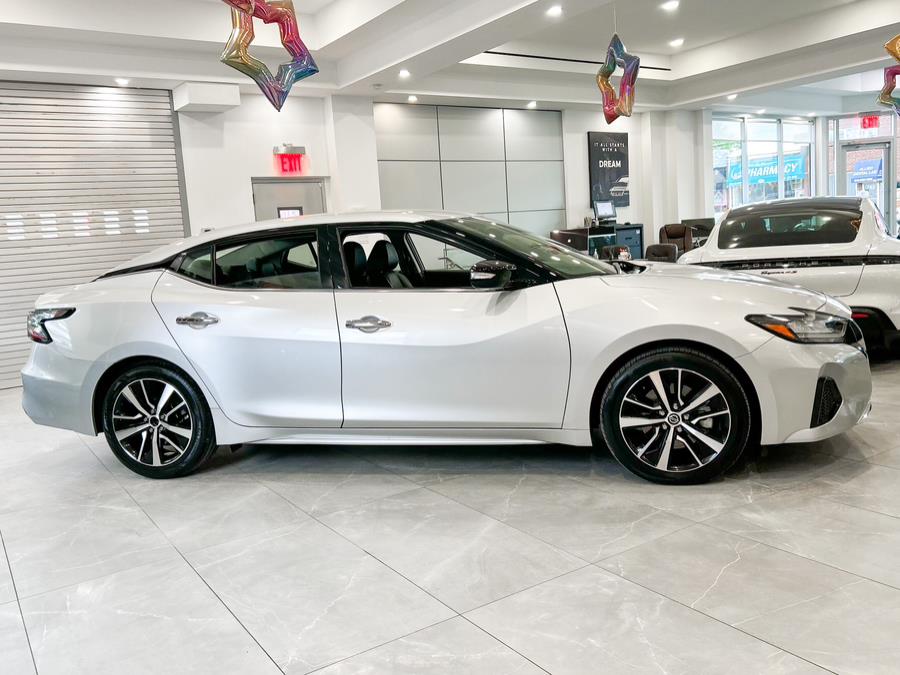 2022 Nissan Maxima SV CVT, available for sale in Franklin Square, New York | Luxury Motor Club. Franklin Square, New York 2022 Nissan Maxima SV CVT, available for sale in Franklin Square, New York | Luxury Motor Club. Franklin Square, New York