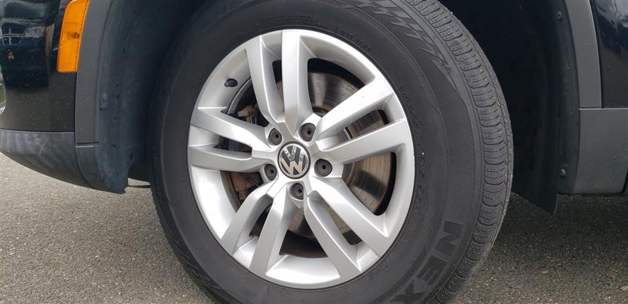 2016 Volkswagen Tiguan 4MOTION 4dr Auto SEL, available for sale in Little Ferry, New Jersey | Victoria Preowned Autos Inc. Little Ferry, New Jersey 2016 Volkswagen Tiguan 4MOTION 4dr Auto SEL, available for sale in Little Ferry, New Jersey | Victoria Preowned Autos Inc. Little Ferry, New Jersey