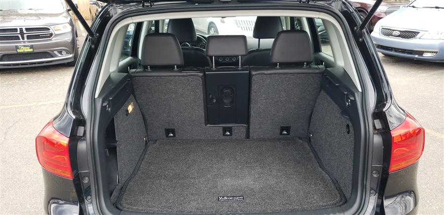 2016 Volkswagen Tiguan 4MOTION 4dr Auto SEL, available for sale in Little Ferry, New Jersey | Victoria Preowned Autos Inc. Little Ferry, New Jersey 2016 Volkswagen Tiguan 4MOTION 4dr Auto SEL, available for sale in Little Ferry, New Jersey | Victoria Preowned Autos Inc. Little Ferry, New Jersey