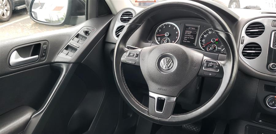 2016 Volkswagen Tiguan 4MOTION 4dr Auto SEL, available for sale in Little Ferry, New Jersey | Victoria Preowned Autos Inc. Little Ferry, New Jersey 2016 Volkswagen Tiguan 4MOTION 4dr Auto SEL, available for sale in Little Ferry, New Jersey | Victoria Preowned Autos Inc. Little Ferry, New Jersey
