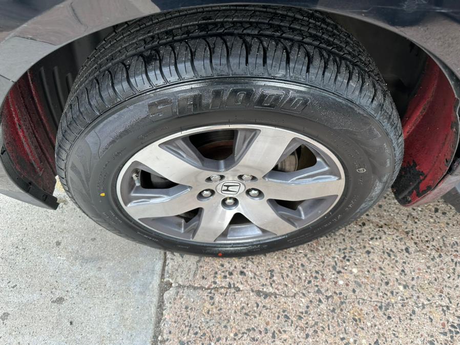 2013 Honda Pilot 4WD 4dr Touring w/RES & Navi, available for sale in Manchester, Connecticut | Carsonmain LLC. Manchester, Connecticut 2013 Honda Pilot 4WD 4dr Touring w/RES & Navi, available for sale in Manchester, Connecticut | Carsonmain LLC. Manchester, Connecticut