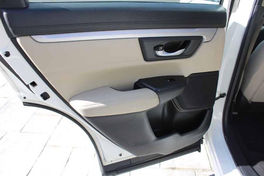 2017 Honda CR-V LX AWD, available for sale in Plantsville, Connecticut | Auto House of Luxury. Plantsville, Connecticut 2017 Honda CR-V LX AWD, available for sale in Plantsville, Connecticut | Auto House of Luxury. Plantsville, Connecticut