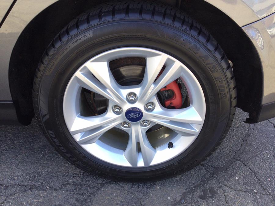 2012 Ford Focus 5dr HB SE, available for sale in Plantsville, Connecticut | L&S Automotive LLC. Plantsville, Connecticut 2012 Ford Focus 5dr HB SE, available for sale in Plantsville, Connecticut | L&S Automotive LLC. Plantsville, Connecticut