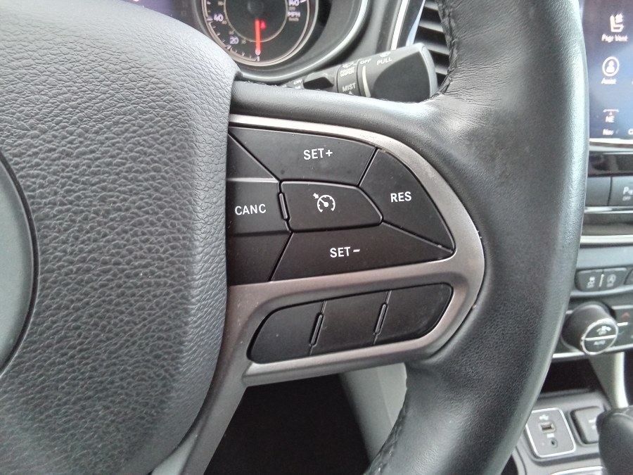 2019 Jeep Cherokee Overland FWD, available for sale in Irvington, New Jersey | NJ Used Cars Center. Irvington, New Jersey 2019 Jeep Cherokee Overland FWD, available for sale in Irvington, New Jersey | NJ Used Cars Center. Irvington, New Jersey