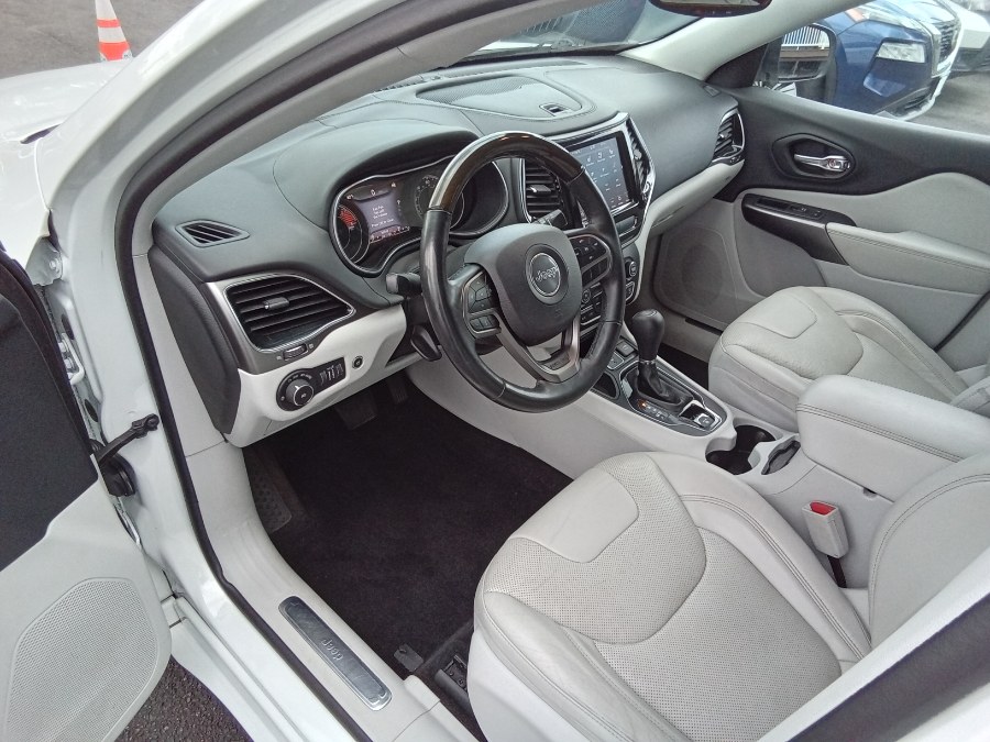 2019 Jeep Cherokee Overland FWD, available for sale in Irvington, New Jersey | NJ Used Cars Center. Irvington, New Jersey 2019 Jeep Cherokee Overland FWD, available for sale in Irvington, New Jersey | NJ Used Cars Center. Irvington, New Jersey