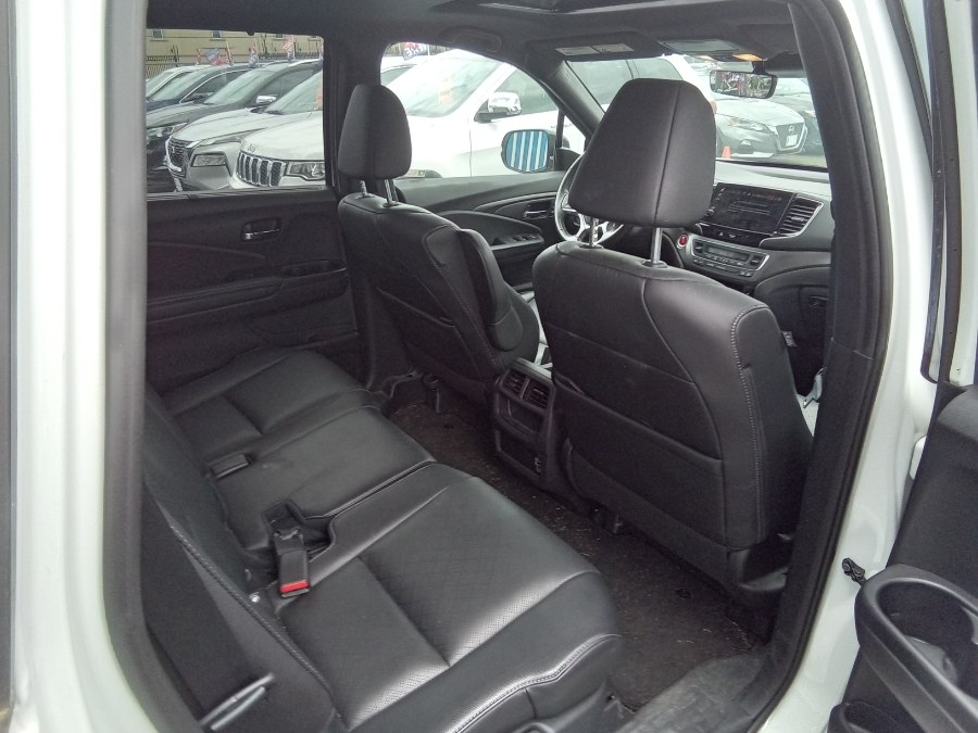 2019 Honda Passport EX-L AWD, available for sale in Irvington, New Jersey | NJ Used Cars Center. Irvington, New Jersey 2019 Honda Passport EX-L AWD, available for sale in Irvington, New Jersey | NJ Used Cars Center. Irvington, New Jersey