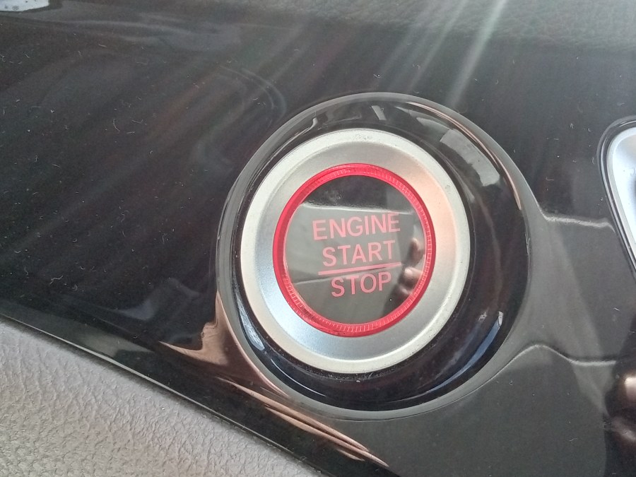2019 Honda Pilot Touring 8-Passenger AWD, available for sale in Irvington, New Jersey | NJ Used Cars Center. Irvington, New Jersey 2019 Honda Pilot Touring 8-Passenger AWD, available for sale in Irvington, New Jersey | NJ Used Cars Center. Irvington, New Jersey