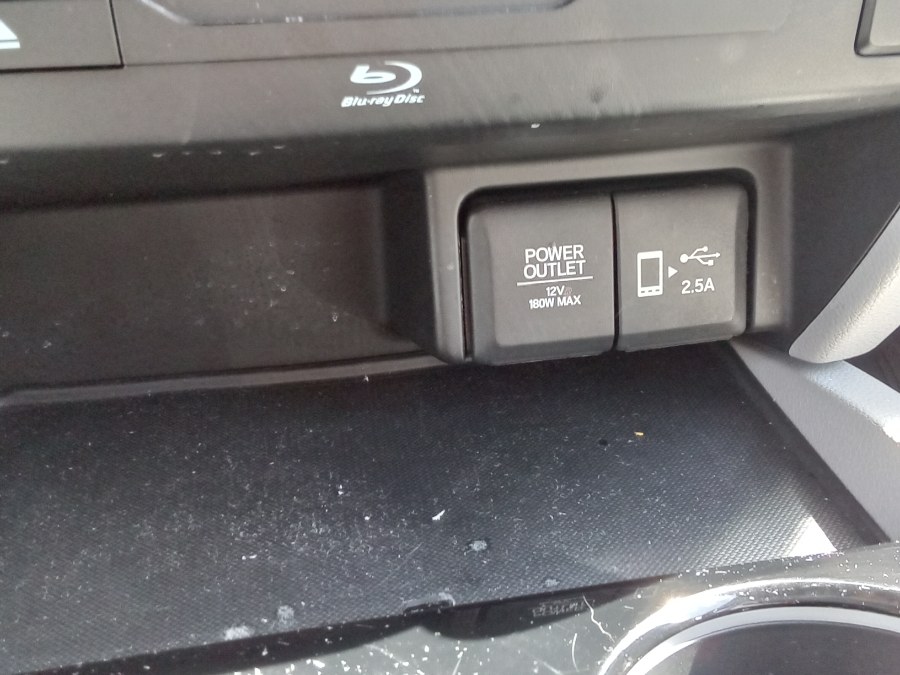 2019 Honda Pilot Touring 8-Passenger AWD, available for sale in Irvington, New Jersey | NJ Used Cars Center. Irvington, New Jersey 2019 Honda Pilot Touring 8-Passenger AWD, available for sale in Irvington, New Jersey | NJ Used Cars Center. Irvington, New Jersey