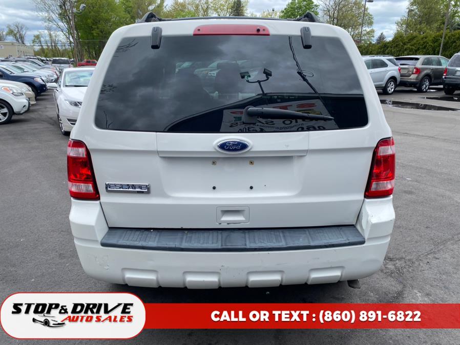 2010 Ford Escape 4WD 4dr XLT, available for sale in East Windsor, Connecticut | Stop & Drive Auto Sales. East Windsor, Connecticut 2010 Ford Escape 4WD 4dr XLT, available for sale in East Windsor, Connecticut | Stop & Drive Auto Sales. East Windsor, Connecticut