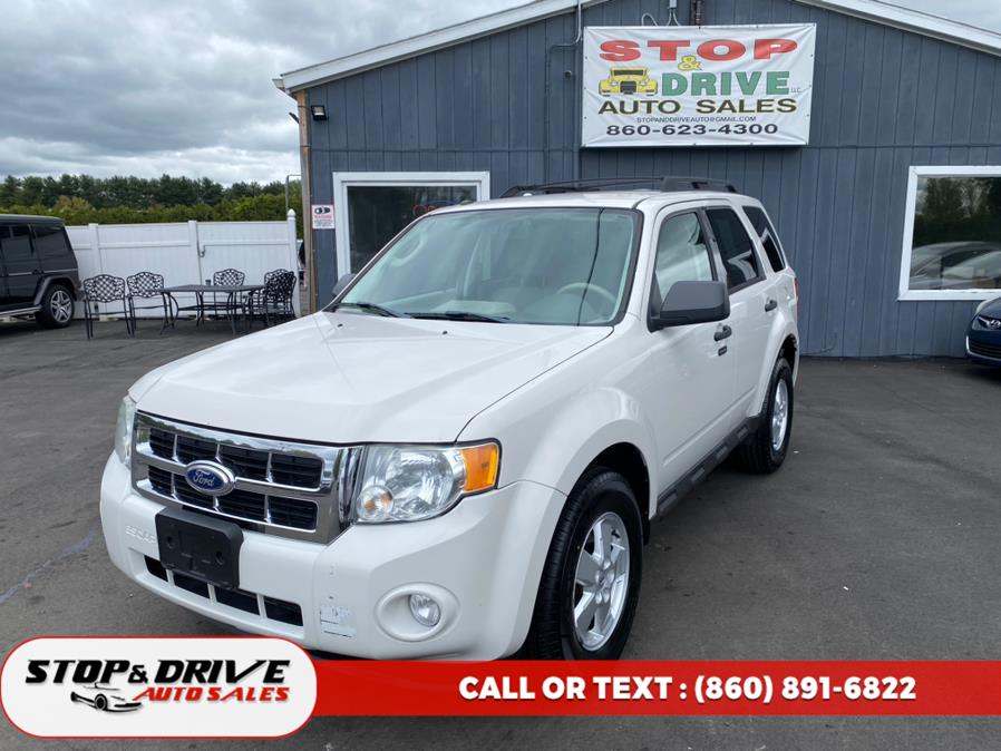 2010 Ford Escape 4WD 4dr XLT, available for sale in East Windsor, Connecticut | Stop & Drive Auto Sales. East Windsor, Connecticut 2010 Ford Escape 4WD 4dr XLT, available for sale in East Windsor, Connecticut | Stop & Drive Auto Sales. East Windsor, Connecticut