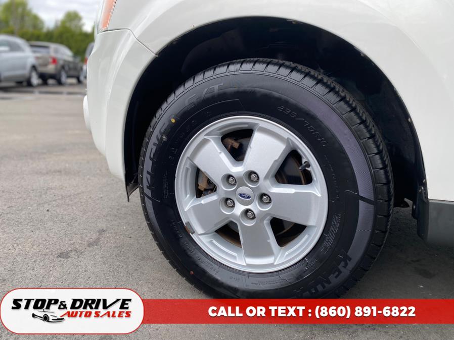 2010 Ford Escape 4WD 4dr XLT, available for sale in East Windsor, Connecticut | Stop & Drive Auto Sales. East Windsor, Connecticut 2010 Ford Escape 4WD 4dr XLT, available for sale in East Windsor, Connecticut | Stop & Drive Auto Sales. East Windsor, Connecticut