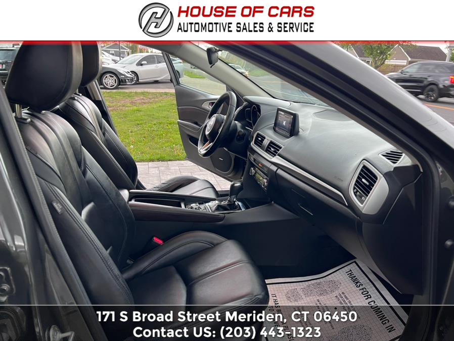 2017 Mazda Mazda3 4-Door Touring Auto, available for sale in Meriden, Connecticut | House of Cars CT. Meriden, Connecticut