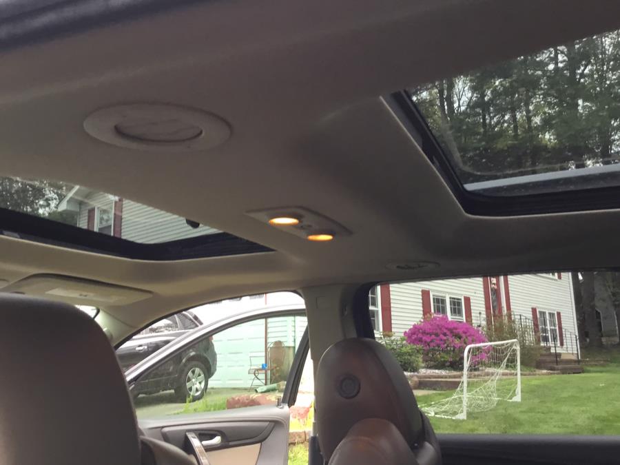 2014 GMC Acadia AWD 4dr SLT2, available for sale in Manchester, Connecticut | Liberty Motors. Manchester, Connecticut 2014 GMC Acadia AWD 4dr SLT2, available for sale in Manchester, Connecticut | Liberty Motors. Manchester, Connecticut