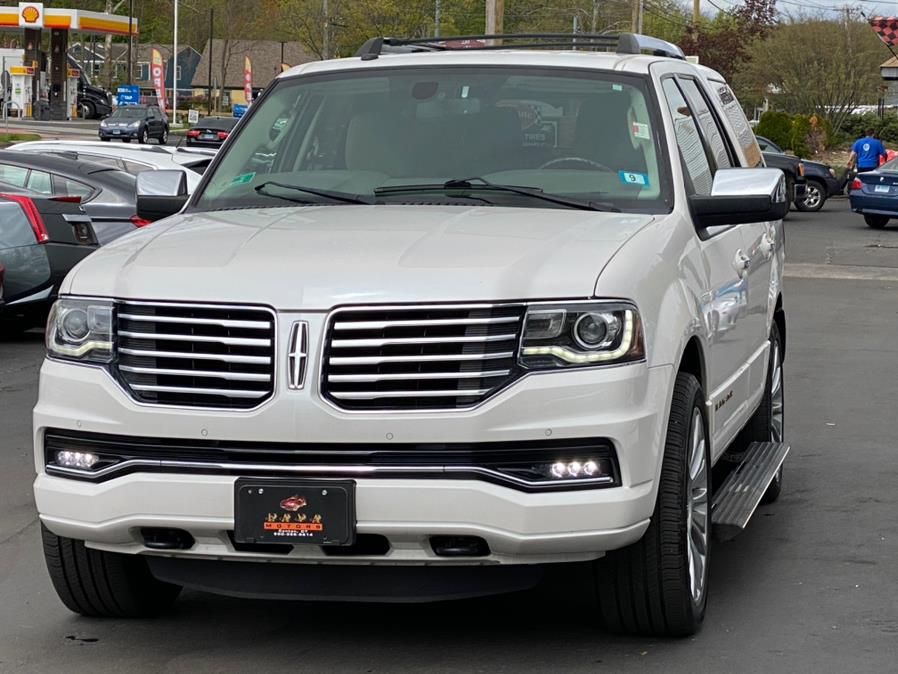 2016 Lincoln Navigator 4WD 4dr Select, available for sale in Canton, Connecticut | Lava Motors 2 Inc. Canton, Connecticut 2016 Lincoln Navigator 4WD 4dr Select, available for sale in Canton, Connecticut | Lava Motors 2 Inc. Canton, Connecticut