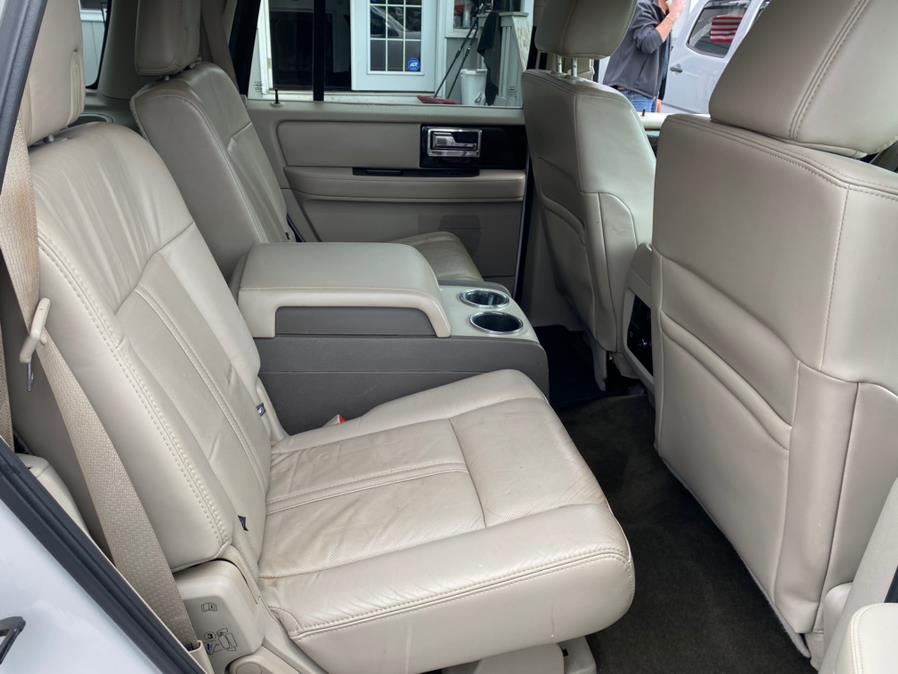 2016 Lincoln Navigator 4WD 4dr Select, available for sale in Canton, Connecticut | Lava Motors 2 Inc. Canton, Connecticut 2016 Lincoln Navigator 4WD 4dr Select, available for sale in Canton, Connecticut | Lava Motors 2 Inc. Canton, Connecticut