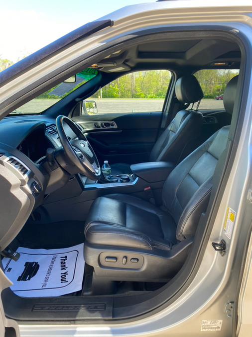 2015 Ford Explorer 4WD 4dr XLT, available for sale in New Britain, Connecticut | Supreme Automotive. New Britain, Connecticut 2015 Ford Explorer 4WD 4dr XLT, available for sale in New Britain, Connecticut | Supreme Automotive. New Britain, Connecticut