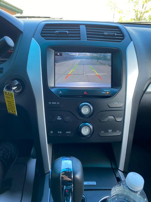 2015 Ford Explorer 4WD 4dr XLT, available for sale in New Britain, Connecticut | Supreme Automotive. New Britain, Connecticut 2015 Ford Explorer 4WD 4dr XLT, available for sale in New Britain, Connecticut | Supreme Automotive. New Britain, Connecticut