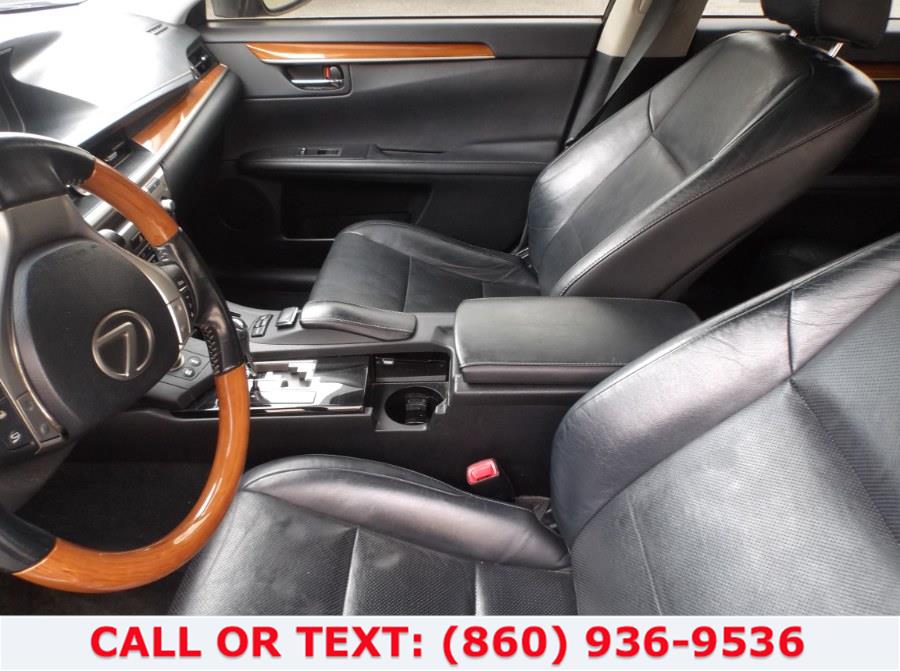 2013 Lexus ES 300h 4dr Sdn Hybrid, available for sale in Hartford, Connecticut | Lee Motors Sales Inc. Hartford, Connecticut 2013 Lexus ES 300h 4dr Sdn Hybrid, available for sale in Hartford, Connecticut | Lee Motors Sales Inc. Hartford, Connecticut