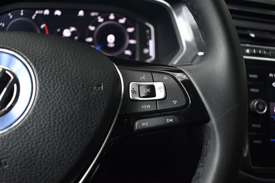 2020 Volkswagen Tiguan 2.0T SEL 4MOTION, available for sale in Great Neck, New York | Camy Cars. Great Neck, New York 2020 Volkswagen Tiguan 2.0T SEL 4MOTION, available for sale in Great Neck, New York | Camy Cars. Great Neck, New York