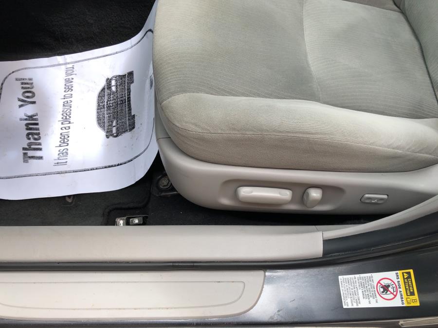 2013 Toyota Corolla 4dr Sdn Auto LE, available for sale in Waterbury, Connecticut | National Auto Brokers, Inc.. Waterbury, Connecticut 2013 Toyota Corolla 4dr Sdn Auto LE, available for sale in Waterbury, Connecticut | National Auto Brokers, Inc.. Waterbury, Connecticut