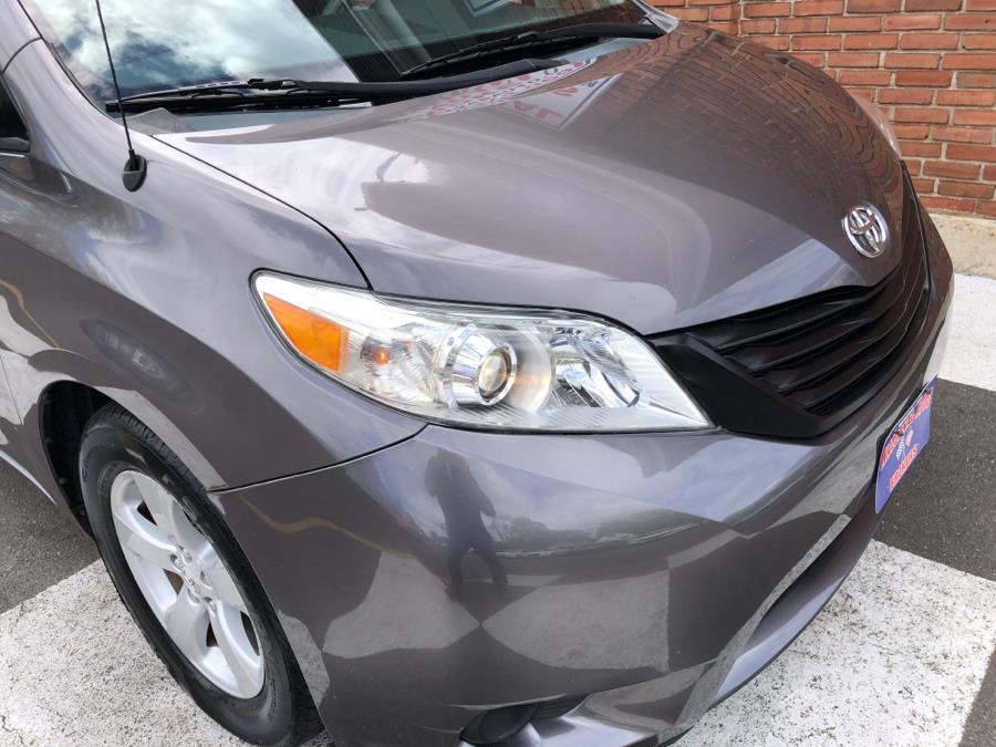 2011 Toyota Sienna 5dr 7-Pass Van V6 FWD, available for sale in Waterbury, Connecticut | National Auto Brokers, Inc.. Waterbury, Connecticut 2011 Toyota Sienna 5dr 7-Pass Van V6 FWD, available for sale in Waterbury, Connecticut | National Auto Brokers, Inc.. Waterbury, Connecticut