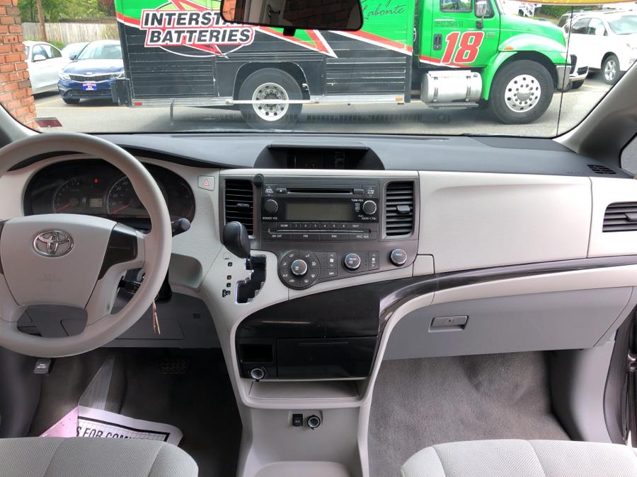 2011 Toyota Sienna 5dr 7-Pass Van V6 FWD, available for sale in Waterbury, Connecticut | National Auto Brokers, Inc.. Waterbury, Connecticut 2011 Toyota Sienna 5dr 7-Pass Van V6 FWD, available for sale in Waterbury, Connecticut | National Auto Brokers, Inc.. Waterbury, Connecticut