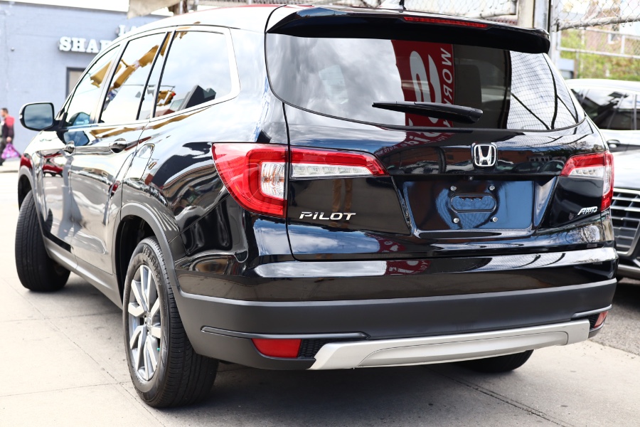 2019 Honda Pilot EX-L w/Navi & RES AWD, available for sale in Jamaica, New York | Hillside Auto Mall Inc.. Jamaica, New York 2019 Honda Pilot EX-L w/Navi & RES AWD, available for sale in Jamaica, New York | Hillside Auto Mall Inc.. Jamaica, New York