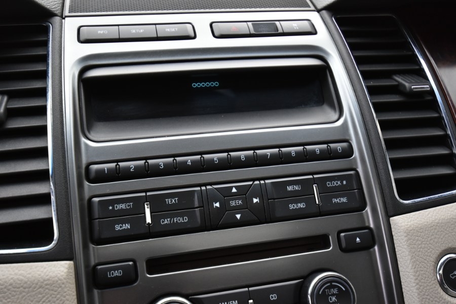 2010 Ford Taurus 4dr Sdn Limited FWD, available for sale in Waterbury, Connecticut | Highline Car Connection. Waterbury, Connecticut 2010 Ford Taurus 4dr Sdn Limited FWD, available for sale in Waterbury, Connecticut | Highline Car Connection. Waterbury, Connecticut