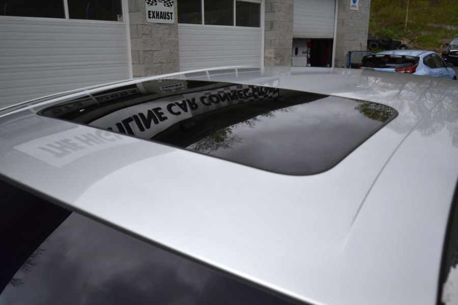 2010 Ford Taurus 4dr Sdn Limited FWD, available for sale in Waterbury, Connecticut | Highline Car Connection. Waterbury, Connecticut 2010 Ford Taurus 4dr Sdn Limited FWD, available for sale in Waterbury, Connecticut | Highline Car Connection. Waterbury, Connecticut
