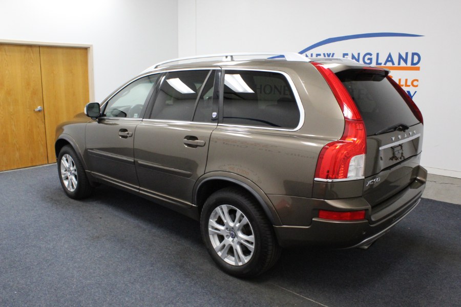 2014 Volvo XC90 AWD 4dr Platinum, available for sale in Plainville, Connecticut | New England Auto Sales LLC. Plainville, Connecticut 2014 Volvo XC90 AWD 4dr Platinum, available for sale in Plainville, Connecticut | New England Auto Sales LLC. Plainville, Connecticut