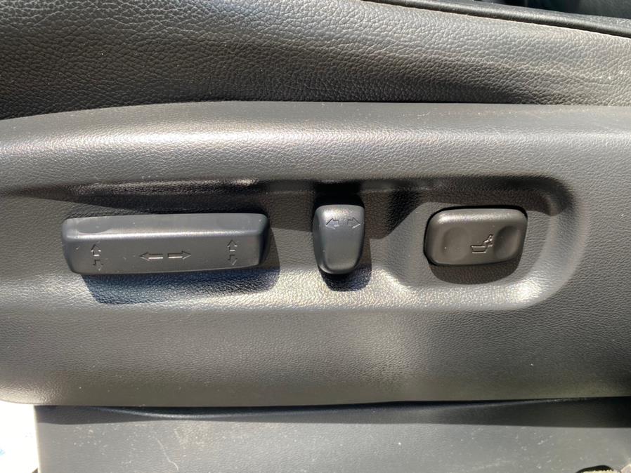 2015 Honda Pilot 4WD 4dr Touring w/RES & Navi, available for sale in Bridgeport, Connecticut | CT Auto. Bridgeport, Connecticut 2015 Honda Pilot 4WD 4dr Touring w/RES & Navi, available for sale in Bridgeport, Connecticut | CT Auto. Bridgeport, Connecticut