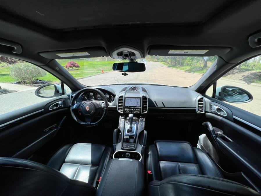 2013 Porsche Cayenne AWD 4dr Diesel, available for sale in Waterbury, Connecticut | Platinum Auto Care. Waterbury, Connecticut 2013 Porsche Cayenne AWD 4dr Diesel, available for sale in Waterbury, Connecticut | Platinum Auto Care. Waterbury, Connecticut