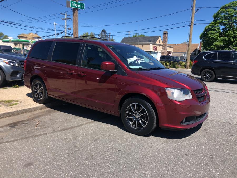 2018 Dodge Grand Caravan GT Wagon, available for sale in Franklin Square, New York | Signature Auto Sales. Franklin Square, New York 2018 Dodge Grand Caravan GT Wagon, available for sale in Franklin Square, New York | Signature Auto Sales. Franklin Square, New York