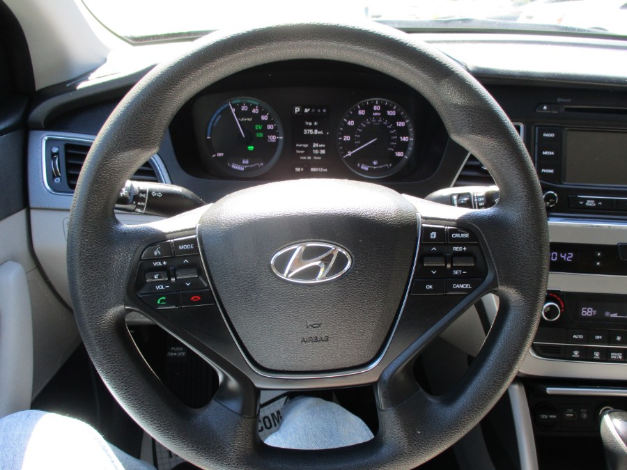 2016 Hyundai Sonata Hybrid 4dr Sdn SE, available for sale in Meriden, Connecticut | Cos Central Auto. Meriden, Connecticut 2016 Hyundai Sonata Hybrid 4dr Sdn SE, available for sale in Meriden, Connecticut | Cos Central Auto. Meriden, Connecticut