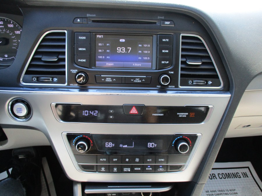 2016 Hyundai Sonata Hybrid 4dr Sdn SE, available for sale in Meriden, Connecticut | Cos Central Auto. Meriden, Connecticut 2016 Hyundai Sonata Hybrid 4dr Sdn SE, available for sale in Meriden, Connecticut | Cos Central Auto. Meriden, Connecticut