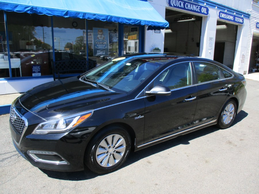 2016 Hyundai Sonata Hybrid 4dr Sdn SE, available for sale in Meriden, Connecticut | Cos Central Auto. Meriden, Connecticut 2016 Hyundai Sonata Hybrid 4dr Sdn SE, available for sale in Meriden, Connecticut | Cos Central Auto. Meriden, Connecticut