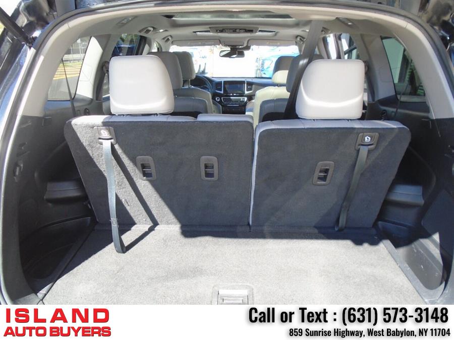 2016 Honda Pilot Elite AWD 4dr SUV, available for sale in West Babylon, New York | Island Auto Buyers. West Babylon, New York 2016 Honda Pilot Elite AWD 4dr SUV, available for sale in West Babylon, New York | Island Auto Buyers. West Babylon, New York