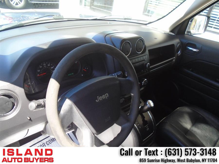 2010 Jeep Patriot Sport 4x4 4dr SUV, available for sale in West Babylon, New York | Island Auto Buyers. West Babylon, New York 2010 Jeep Patriot Sport 4x4 4dr SUV, available for sale in West Babylon, New York | Island Auto Buyers. West Babylon, New York