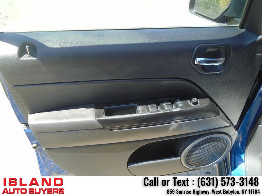 2010 Jeep Patriot Sport 4x4 4dr SUV, available for sale in West Babylon, New York | Island Auto Buyers. West Babylon, New York 2010 Jeep Patriot Sport 4x4 4dr SUV, available for sale in West Babylon, New York | Island Auto Buyers. West Babylon, New York