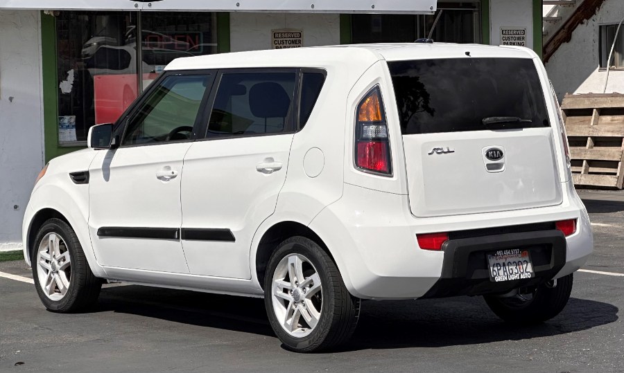 2011 Kia Soul 5dr Wgn Auto +, available for sale in Corona, California | Green Light Auto. Corona, California 2011 Kia Soul 5dr Wgn Auto +, available for sale in Corona, California | Green Light Auto. Corona, California