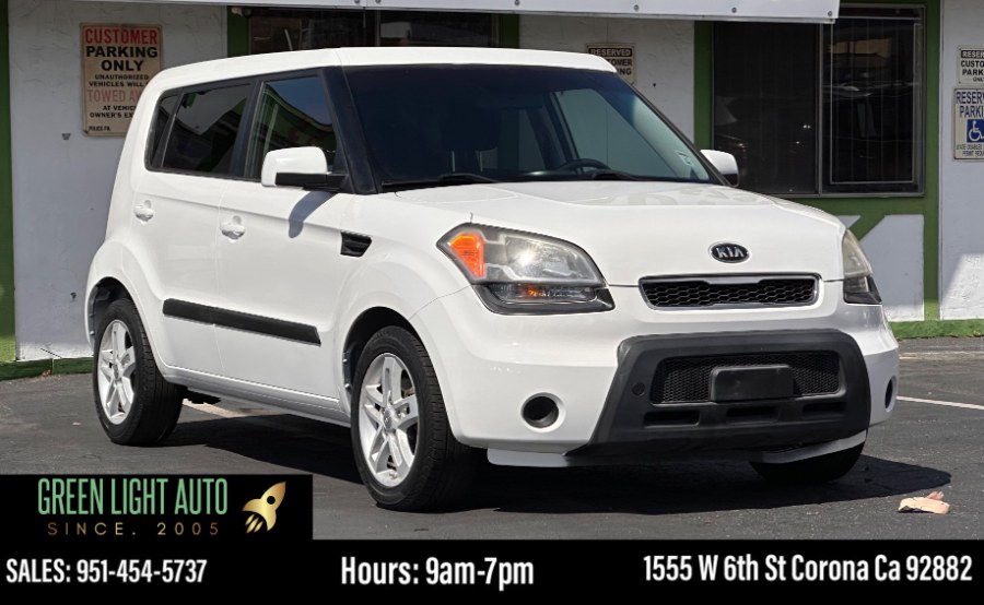 2011 Kia Soul 5dr Wgn Auto +, available for sale in Corona, California | Green Light Auto. Corona, California 2011 Kia Soul 5dr Wgn Auto +, available for sale in Corona, California | Green Light Auto. Corona, California