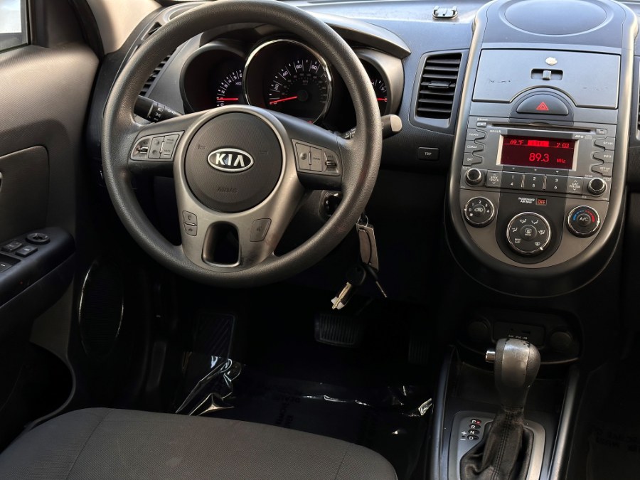 2011 Kia Soul 5dr Wgn Auto +, available for sale in Corona, California | Green Light Auto. Corona, California 2011 Kia Soul 5dr Wgn Auto +, available for sale in Corona, California | Green Light Auto. Corona, California