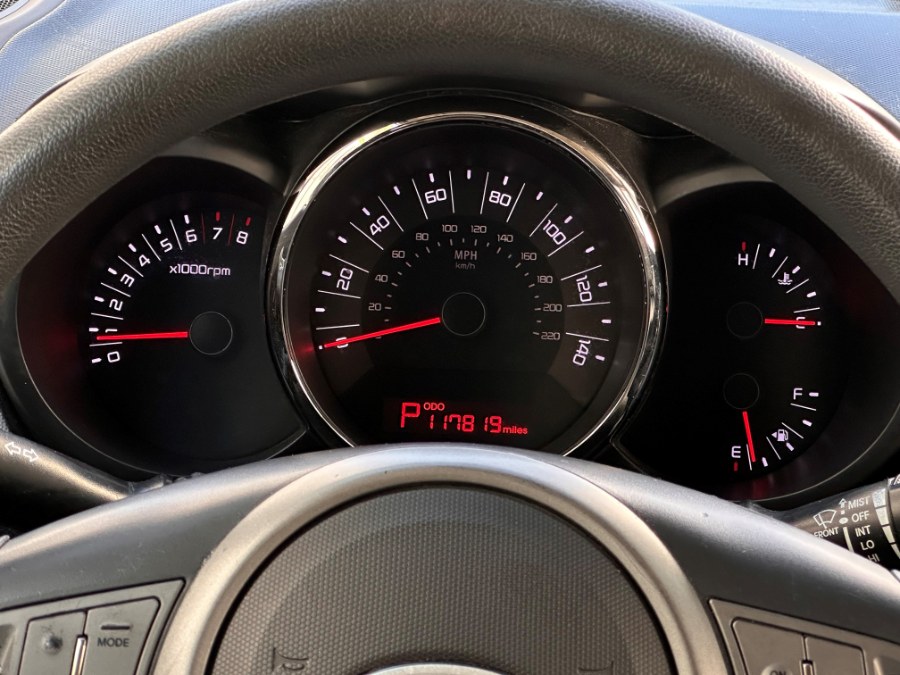 2011 Kia Soul 5dr Wgn Auto +, available for sale in Corona, California | Green Light Auto. Corona, California 2011 Kia Soul 5dr Wgn Auto +, available for sale in Corona, California | Green Light Auto. Corona, California